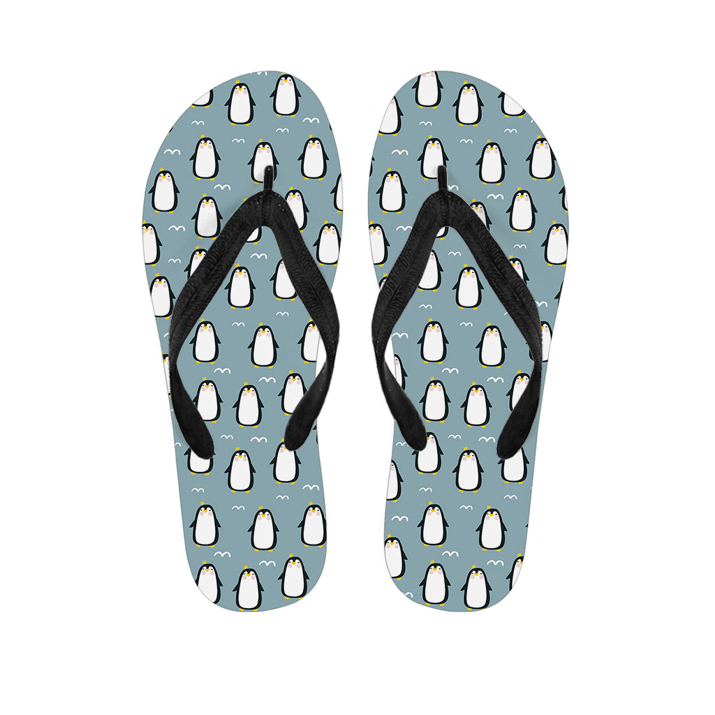 Cartoon Emperor Penguin Pattern Print Flip Flops