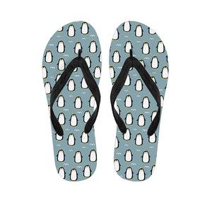 Cartoon Emperor Penguin Pattern Print Flip Flops