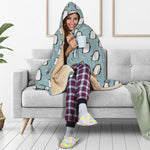 Cartoon Emperor Penguin Pattern Print Hooded Blanket
