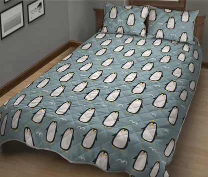 Cartoon Emperor Penguin Pattern Print Quilt Bed Set