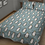 Cartoon Emperor Penguin Pattern Print Quilt Bed Set
