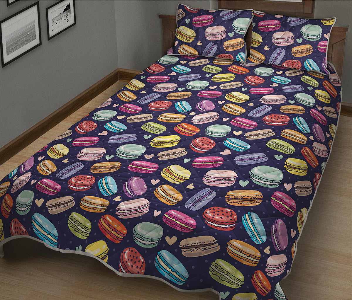 Cartoon Macaron Pattern Print Quilt Bed Set