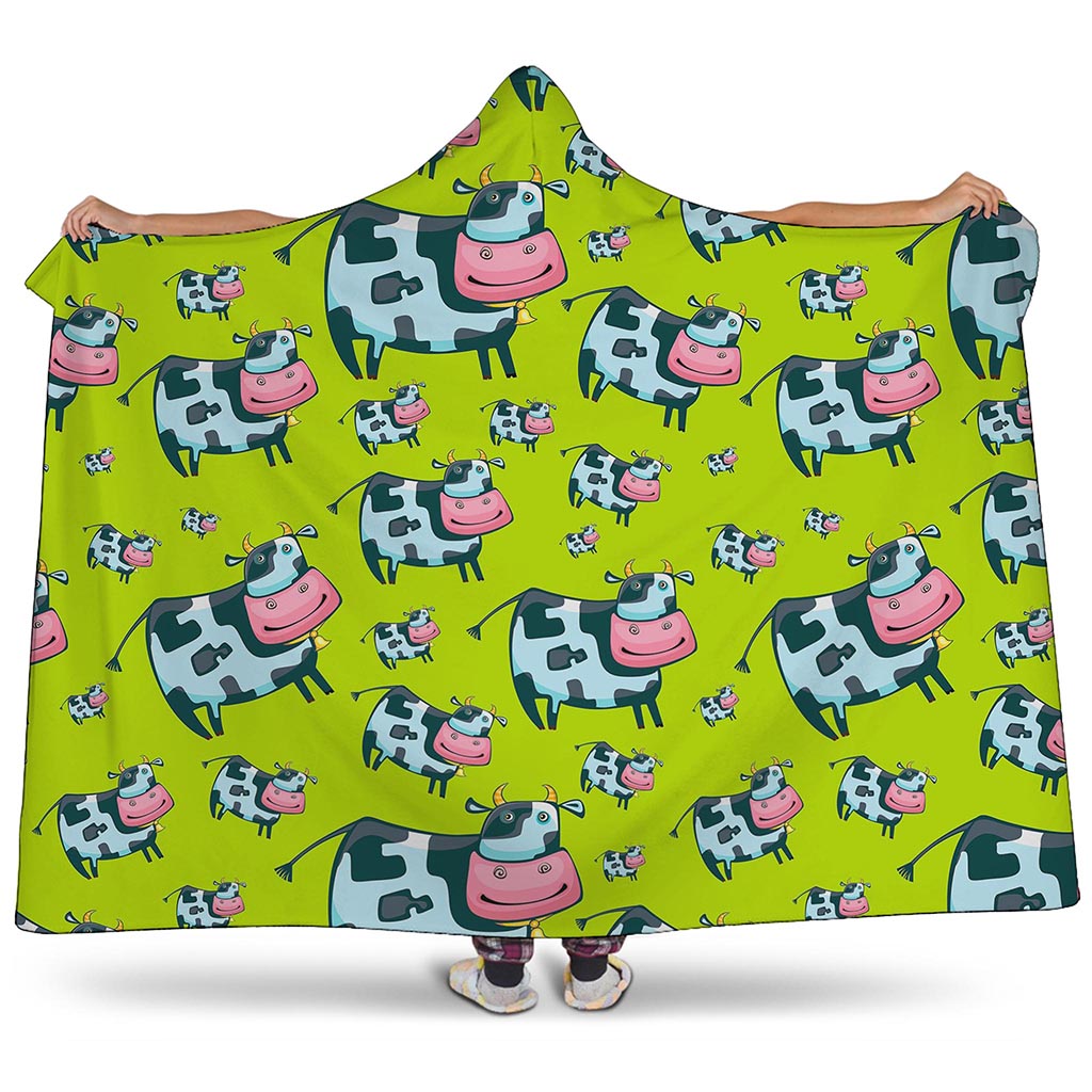 Cartoon Smiley Cow Pattern Print Hooded Blanket