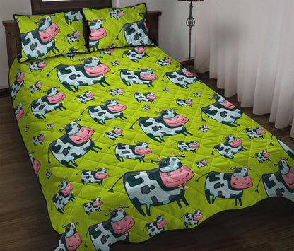 Cartoon Smiley Cow Pattern Print Quilt Bed Set