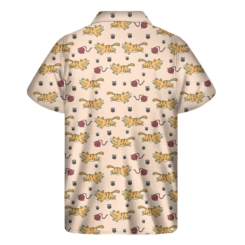 Cat And Yarn Ball Pattern Print Men's Short Sleeve Shirt