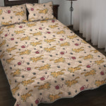 Cat And Yarn Ball Pattern Print Quilt Bed Set