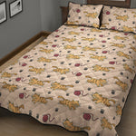 Cat And Yarn Ball Pattern Print Quilt Bed Set
