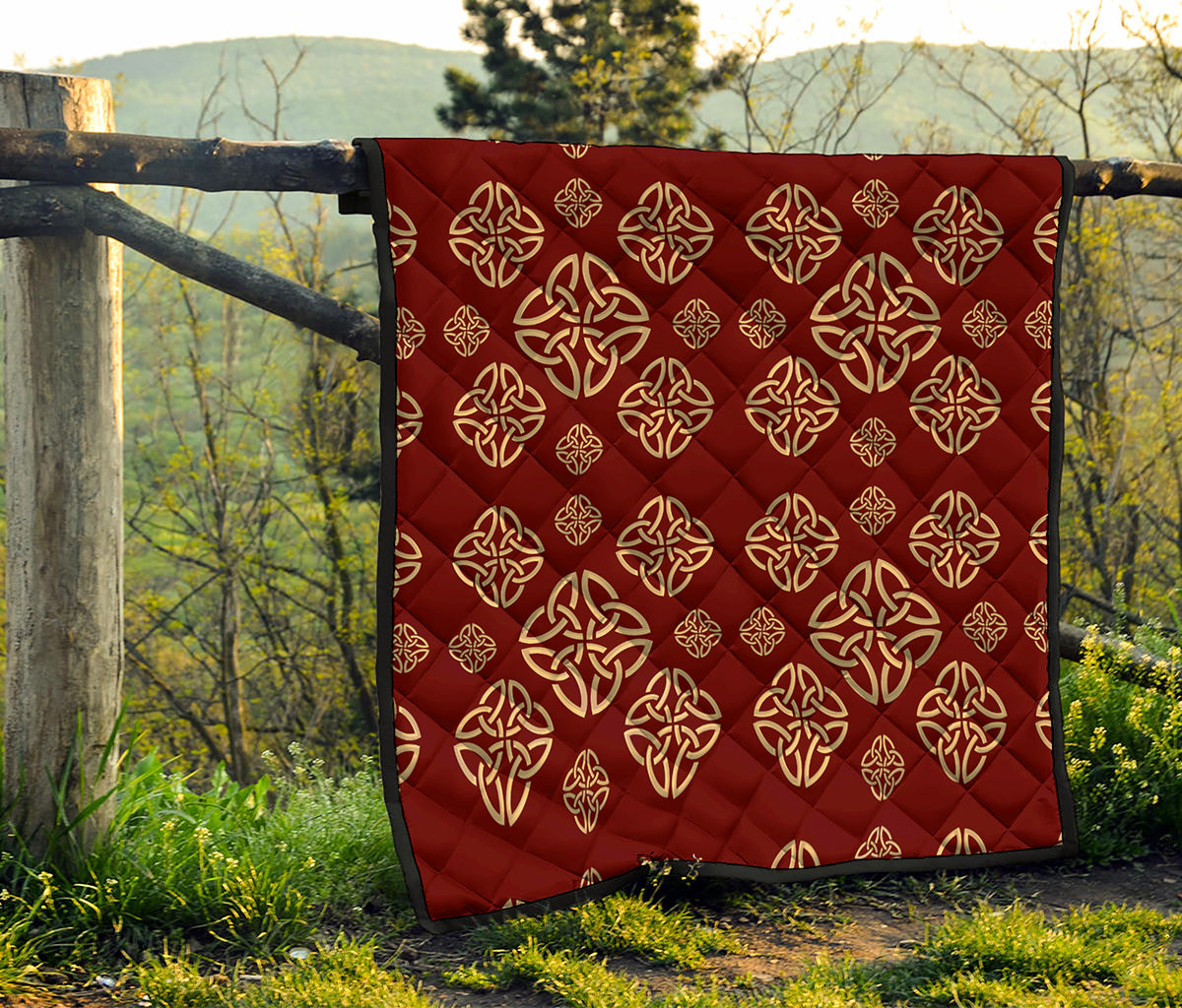 Celtic Knot Symbol Pattern Print Quilt