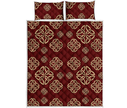 Celtic Knot Symbol Pattern Print Quilt Bed Set