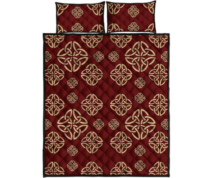 Celtic Knot Symbol Pattern Print Quilt Bed Set