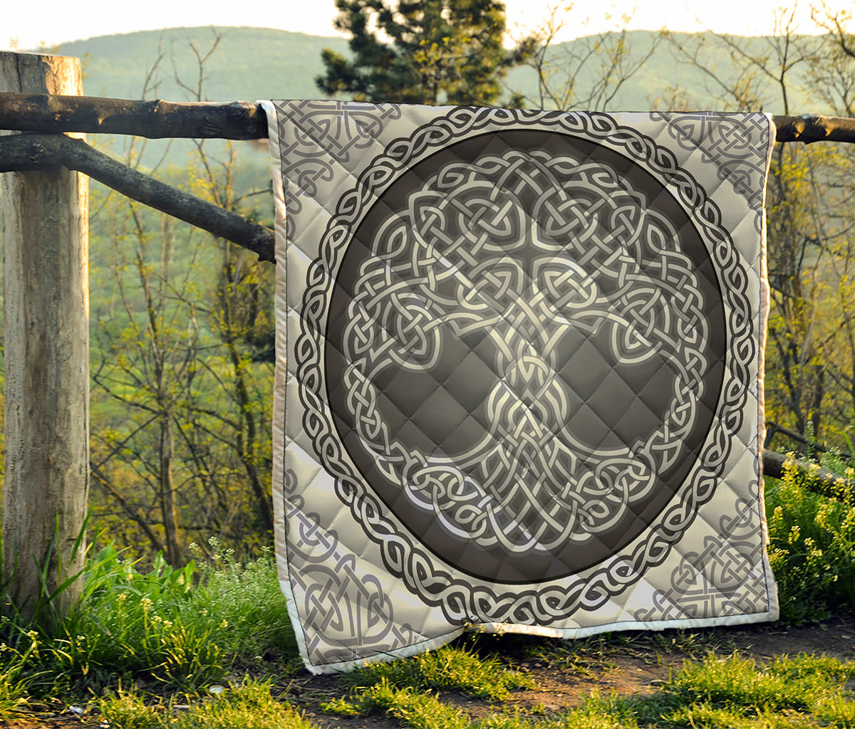Celtic Knot Tree Of Life Print Quilt