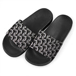 Chainmail Ring Pattern Print Black Slide Sandals