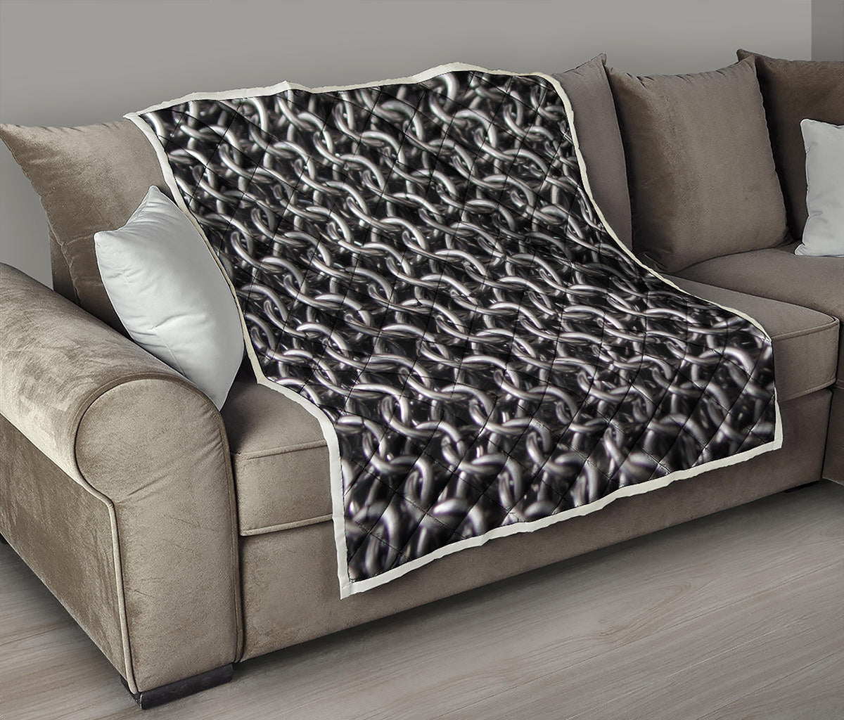 Chainmail Ring Pattern Print Quilt