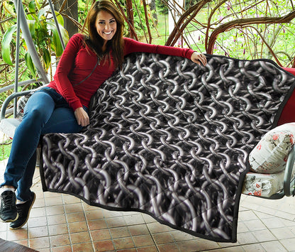 Chainmail Ring Pattern Print Quilt