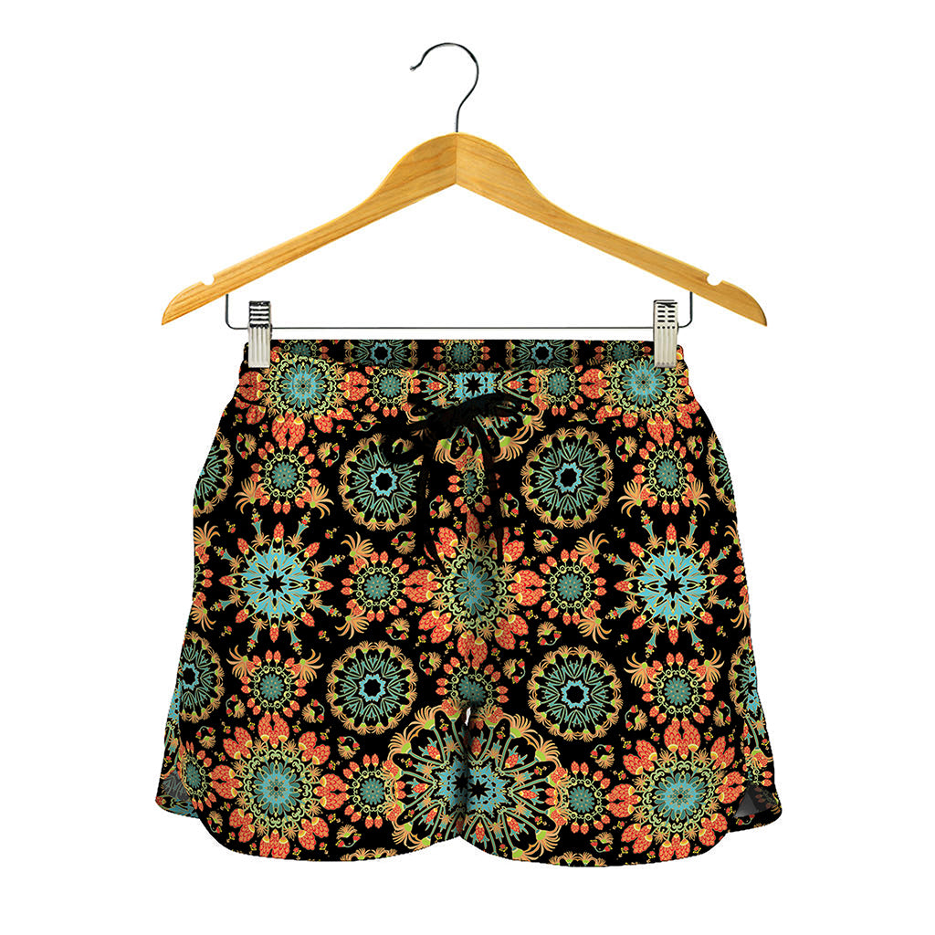 Chaotic Boho Floral Pattern Print Women's Shorts