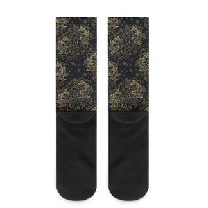 Chinese Koi Carp Pattern Print Crew Socks