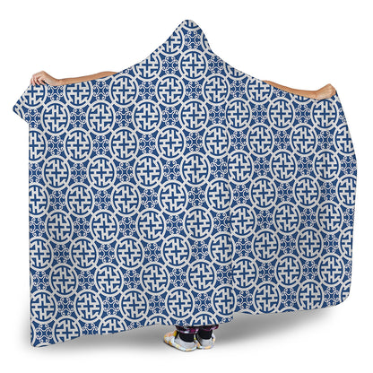 Chinese Luck Symbol Pattern Print Hooded Blanket