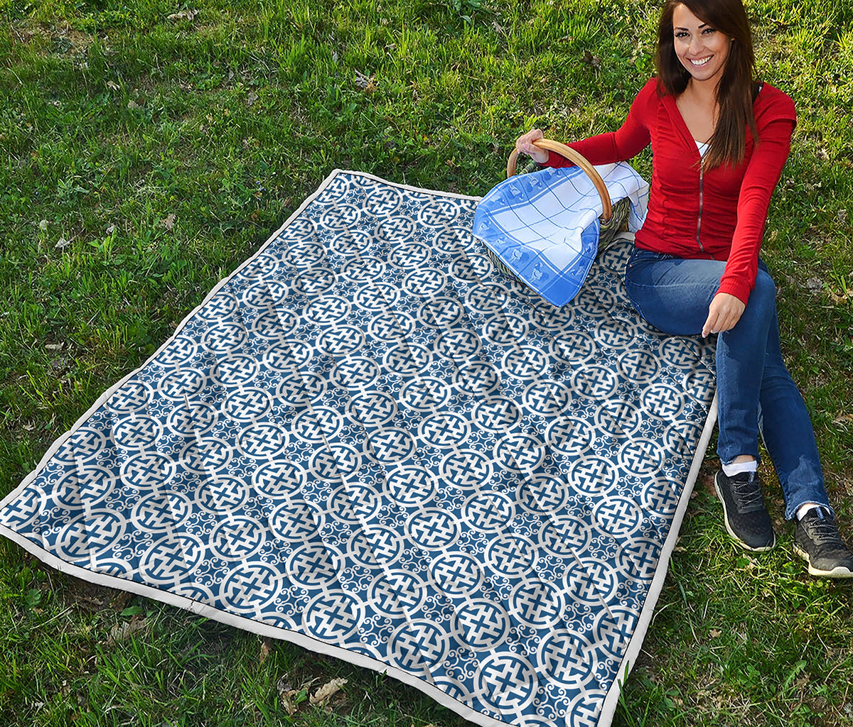 Chinese Luck Symbol Pattern Print Quilt