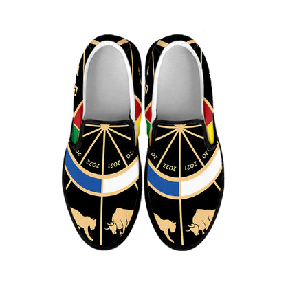 Chinese Zodiac Calendar Wheel Print Black Slip On Shoes