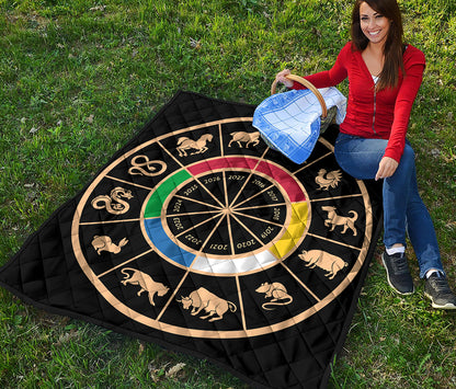 Chinese Zodiac Calendar Wheel Print Quilt