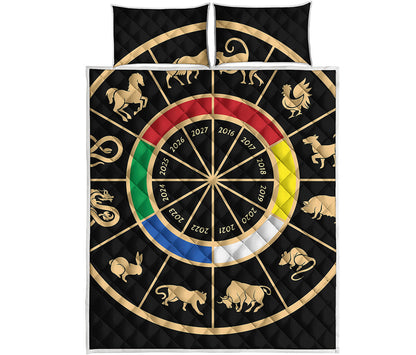 Chinese Zodiac Calendar Wheel Print Quilt Bed Set