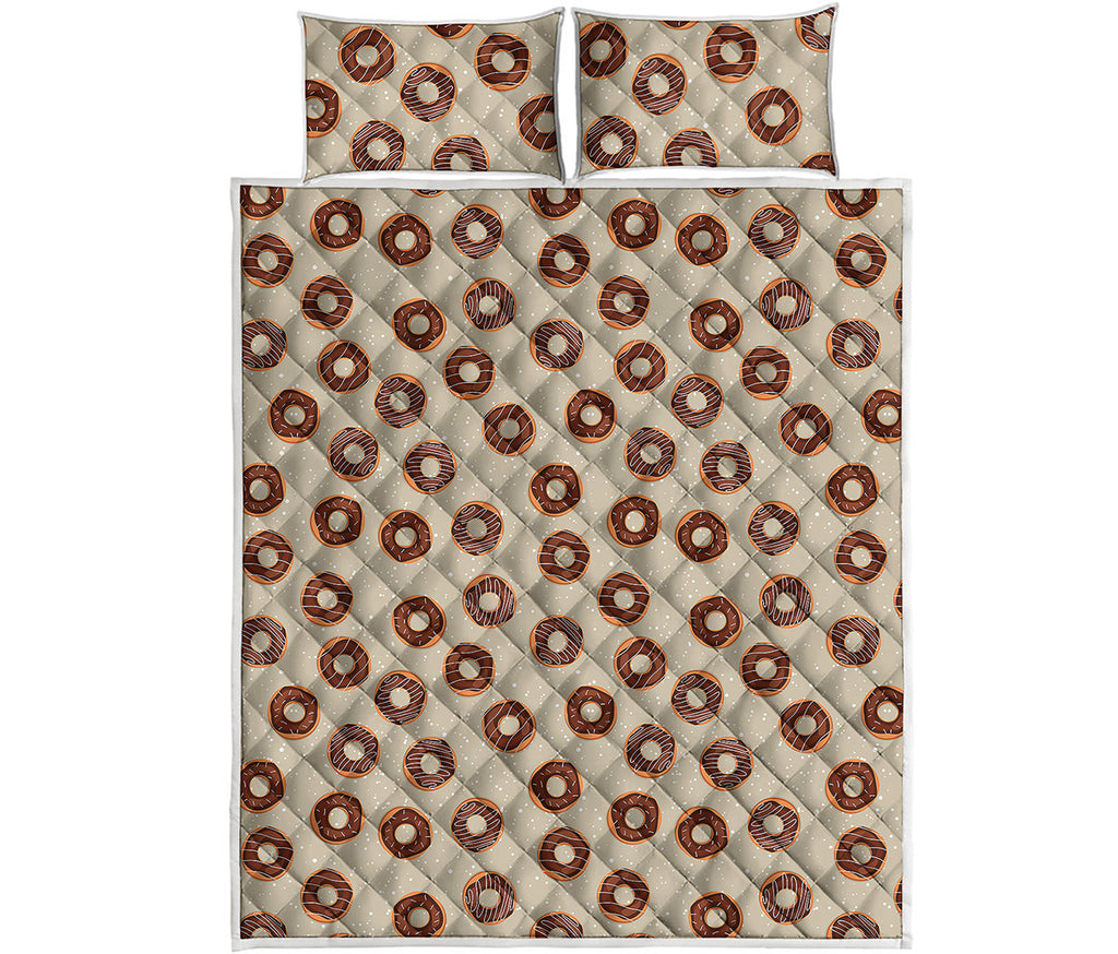 Chocolate Donuts Pattern Print Quilt Bed Set