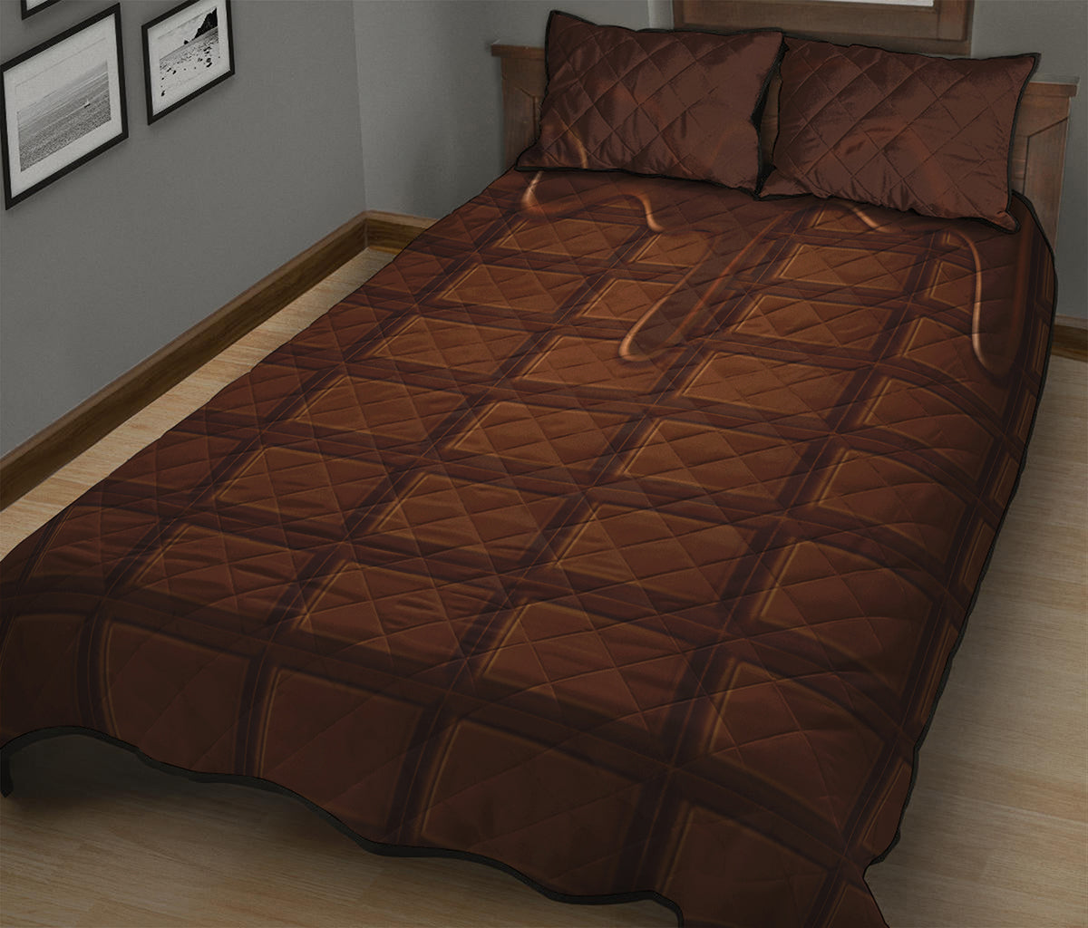 Chocolate Print Quilt Bed Set