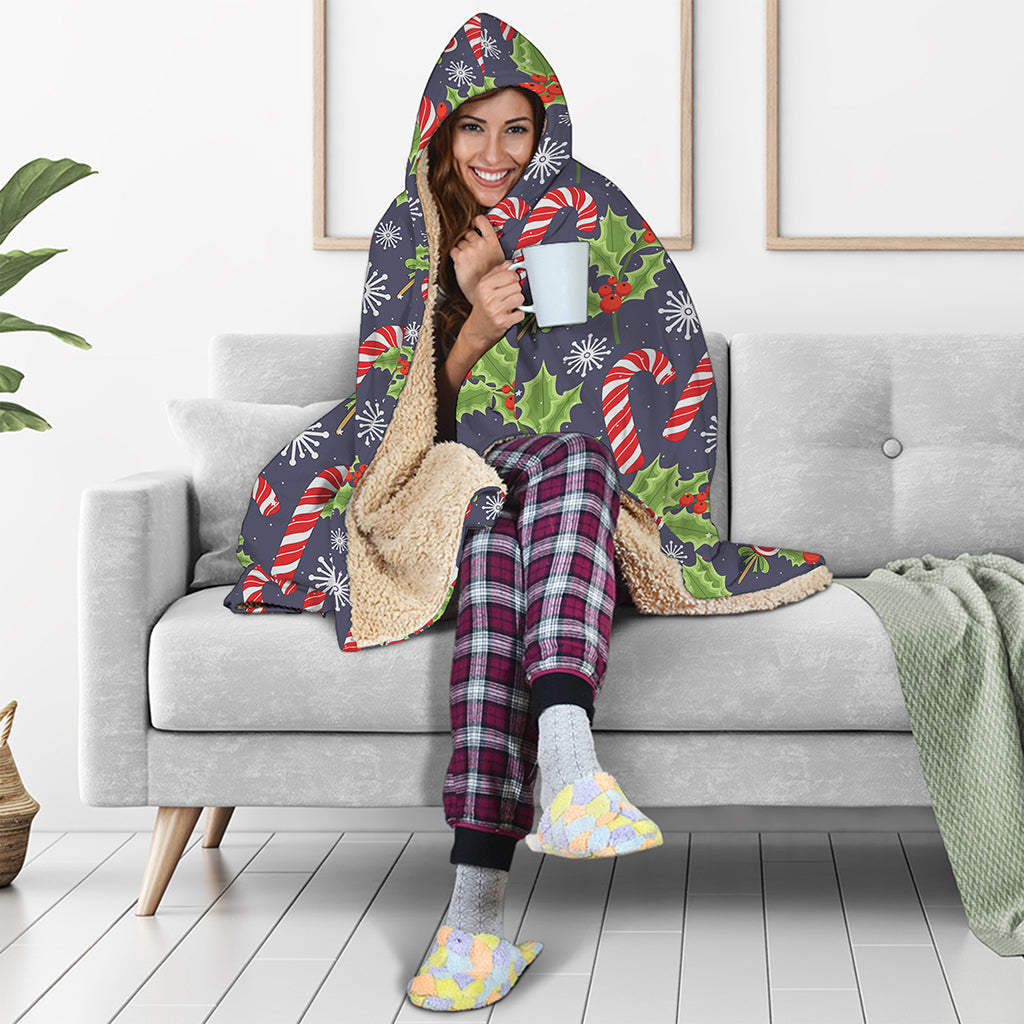 Christmas Berry And Candy Pattern Print Hooded Blanket