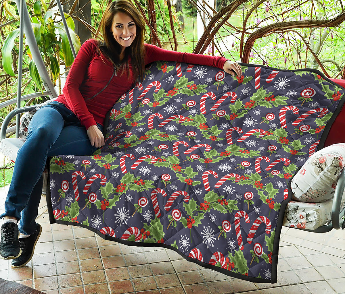 Christmas Berry And Candy Pattern Print Quilt