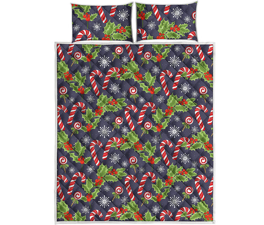 Christmas Berry And Candy Pattern Print Quilt Bed Set