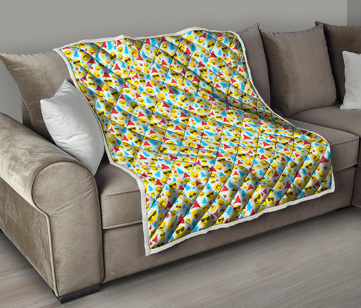 Christmas Emoji Pattern Print Quilt