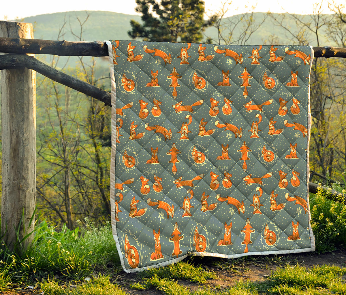 Christmas Fox Pattern Print Quilt