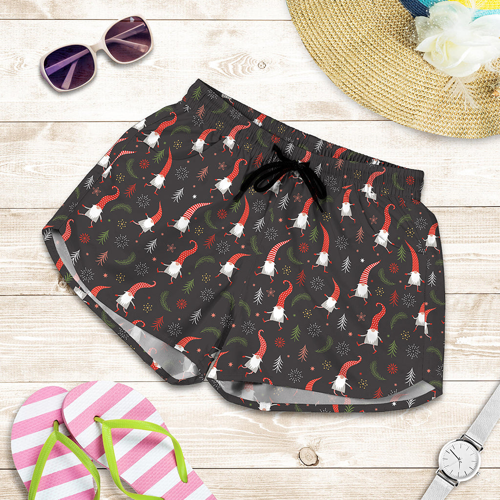 Christmas Gnomes Pattern Print Women's Shorts