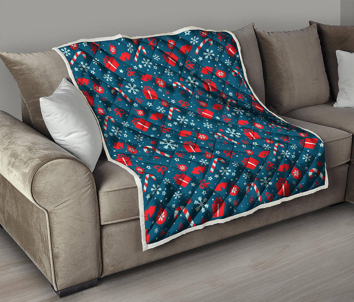 Christmas Holiday Elements Pattern Print Quilt