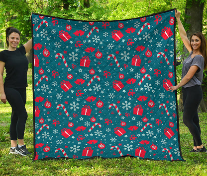 Christmas Holiday Elements Pattern Print Quilt