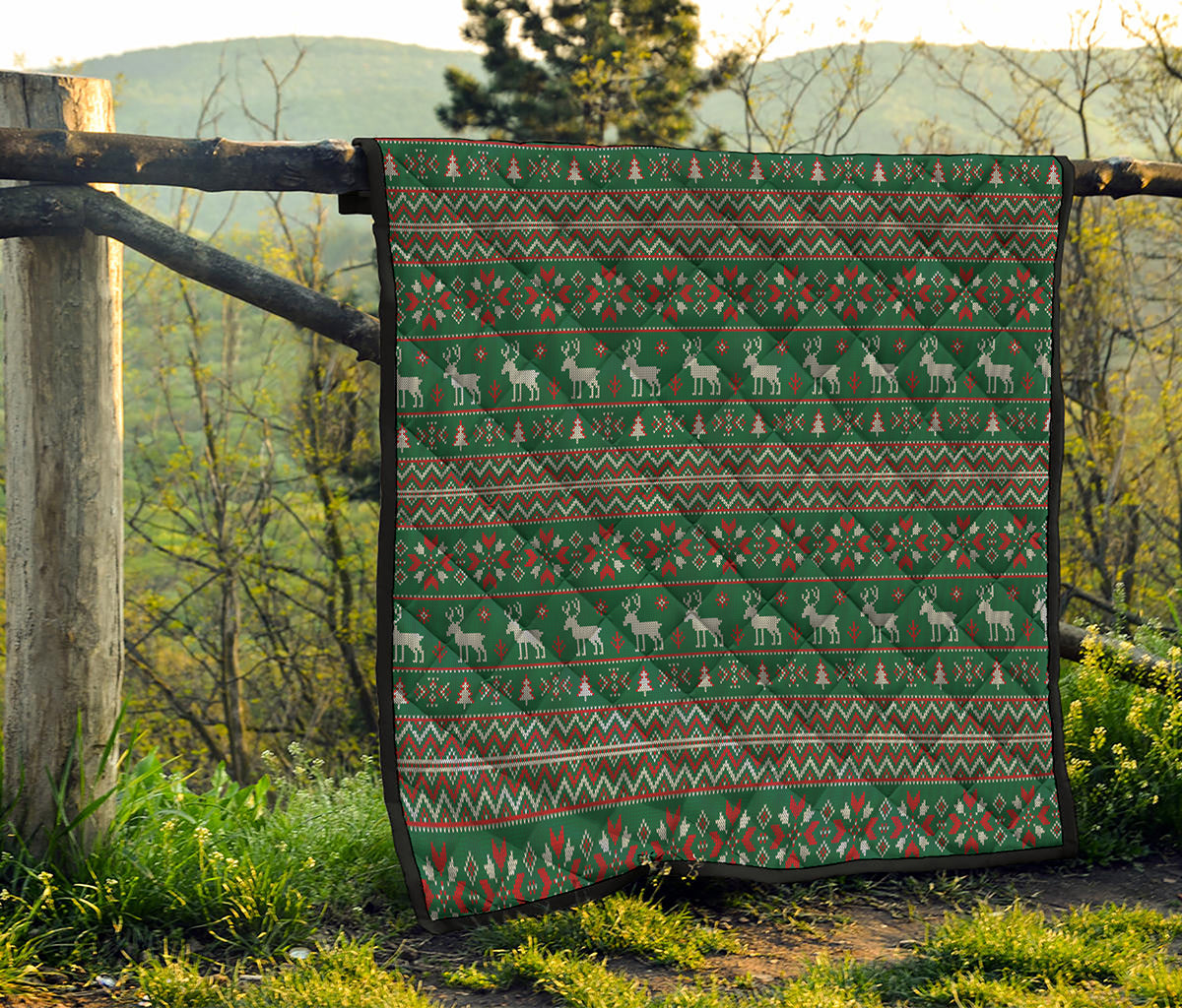 Christmas Holiday Knitted Pattern Print Quilt