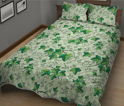 Christmas Ivy Leaf Pattern Print Quilt Bed Set