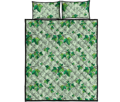 Christmas Ivy Leaf Pattern Print Quilt Bed Set
