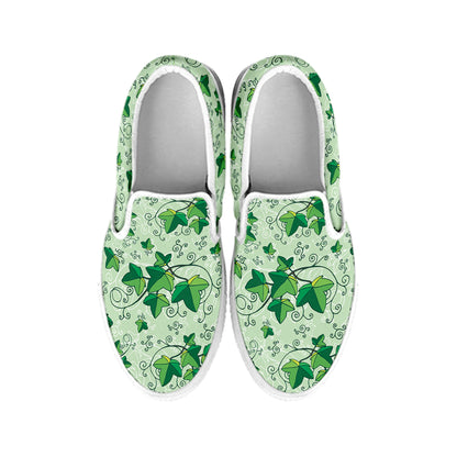 Christmas Ivy Leaf Pattern Print White Slip On Shoes