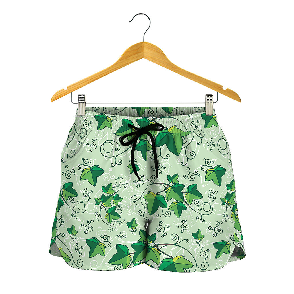 Christmas Ivy Leaf Pattern Print Women's Shorts