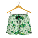 Christmas Ivy Leaf Pattern Print Women's Shorts