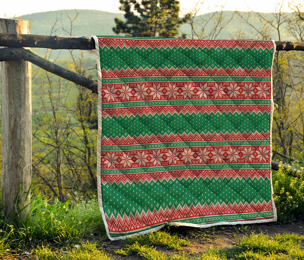 Christmas Knitted Pattern Print Quilt