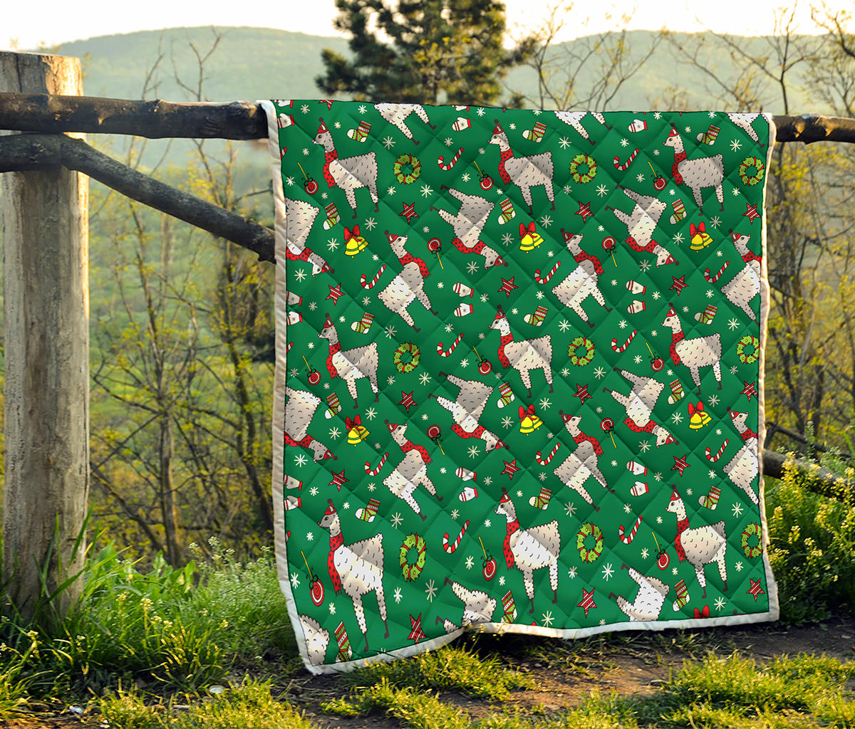 Christmas Llama Pattern Print Quilt