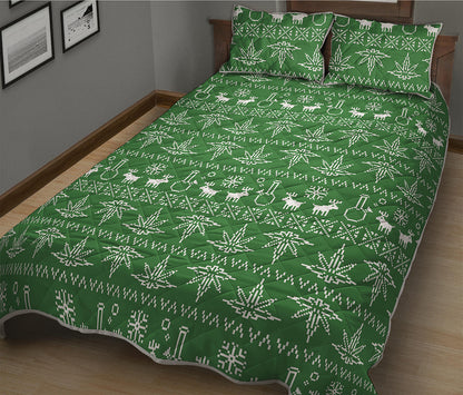 Christmas Pot Leaf Pattern Print Quilt Bed Set