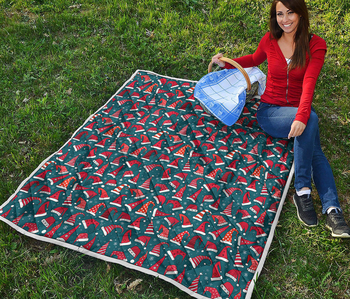 Christmas Santa Hats Pattern Print Quilt