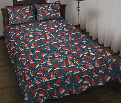 Christmas Santa Hats Pattern Print Quilt Bed Set