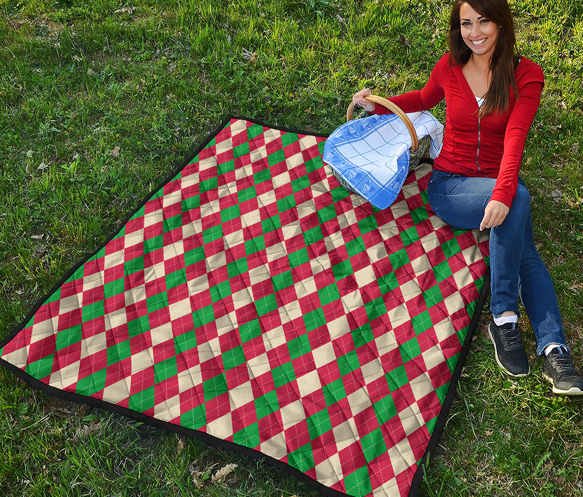 Christmas Themed Argyle Pattern Print Quilt
