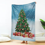 Christmas Tree And Snow Print Blanket