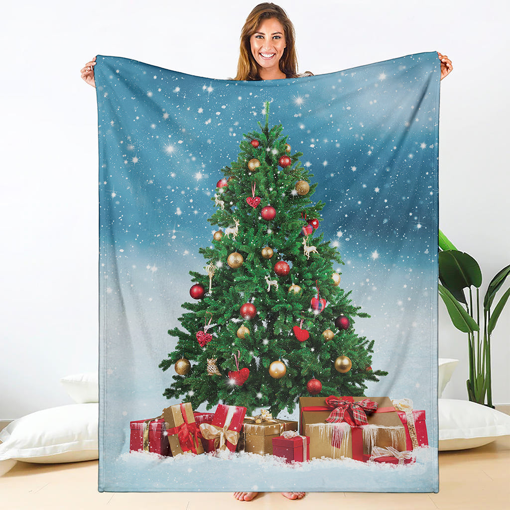 Christmas Tree And Snow Print Blanket