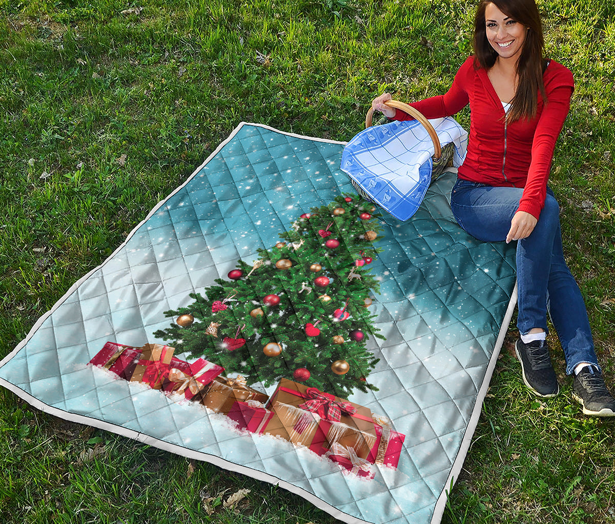 Christmas Tree And Snow Print Quilt